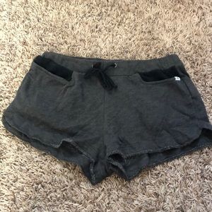 Vans comfy shorts